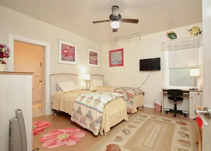 1460 Strand Way